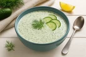 Tarator – Kalte Gurkensuppe